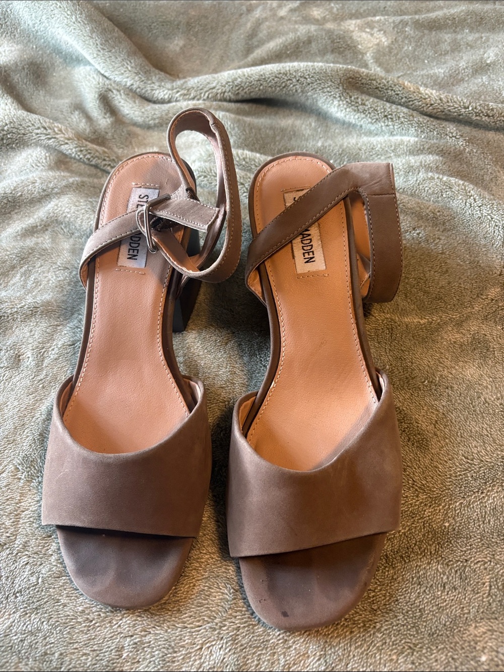 Steve Madden Brown Suede Block Heel Sandals